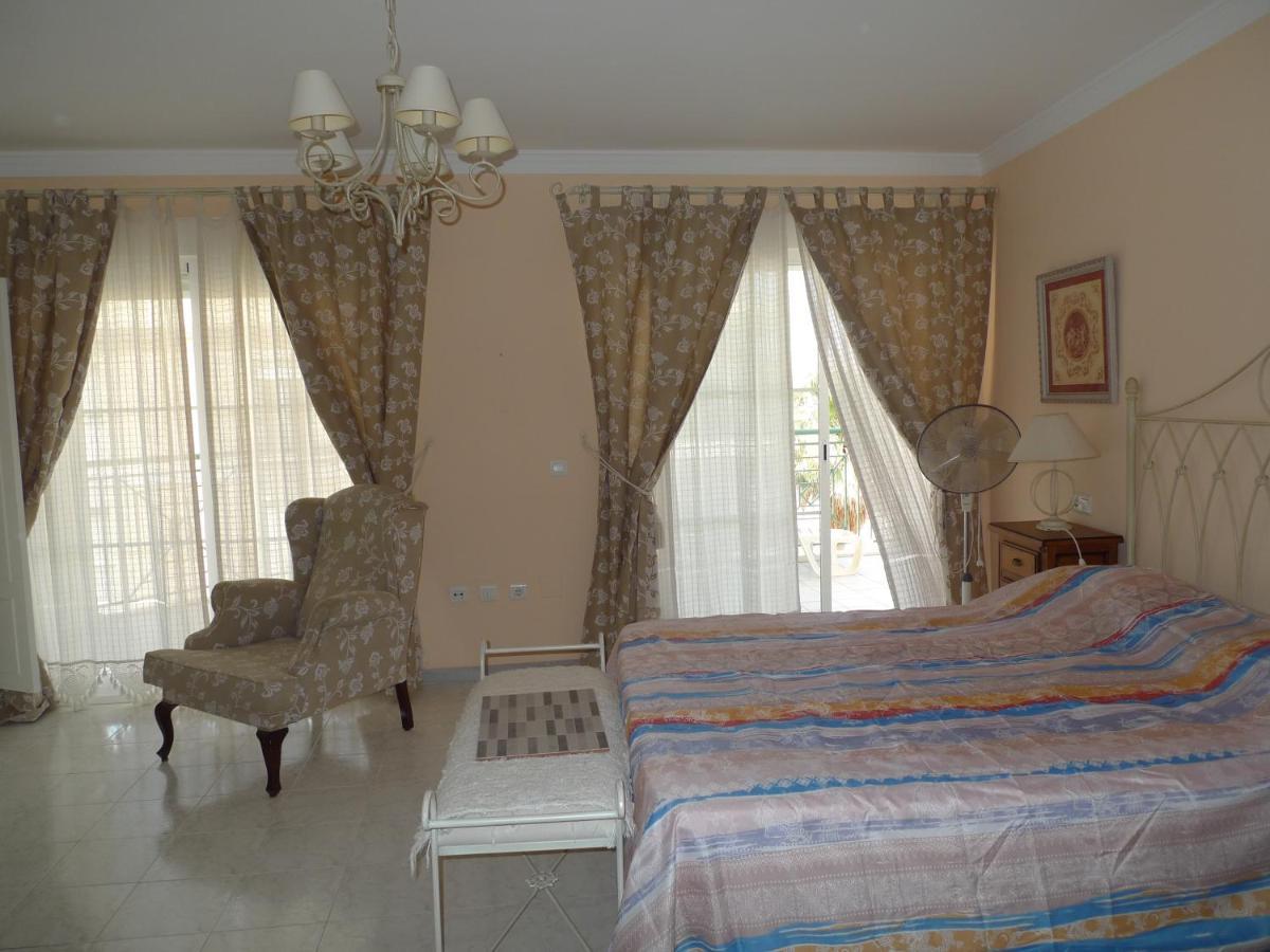 Torrox Costa Beachfront Apartment Kültér fotó