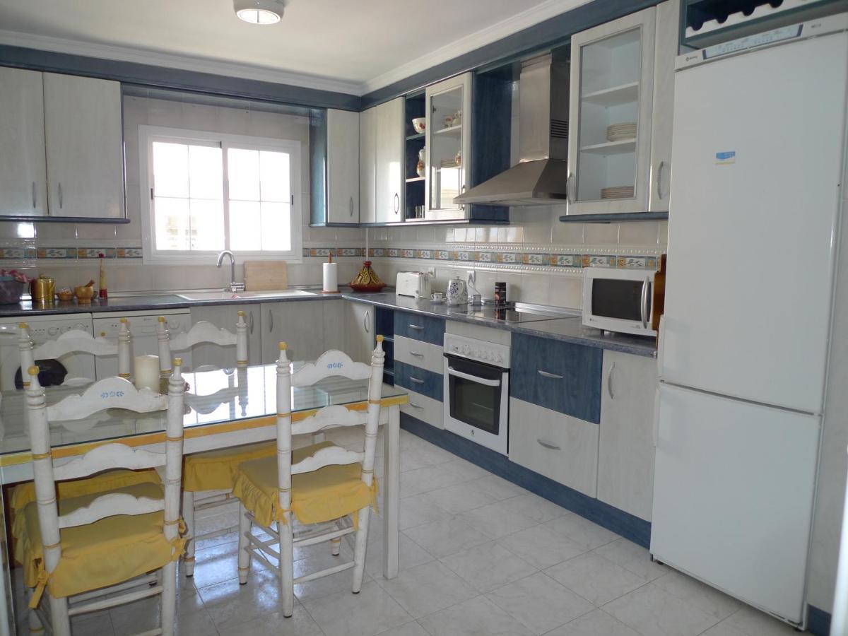Torrox Costa Beachfront Apartment Kültér fotó