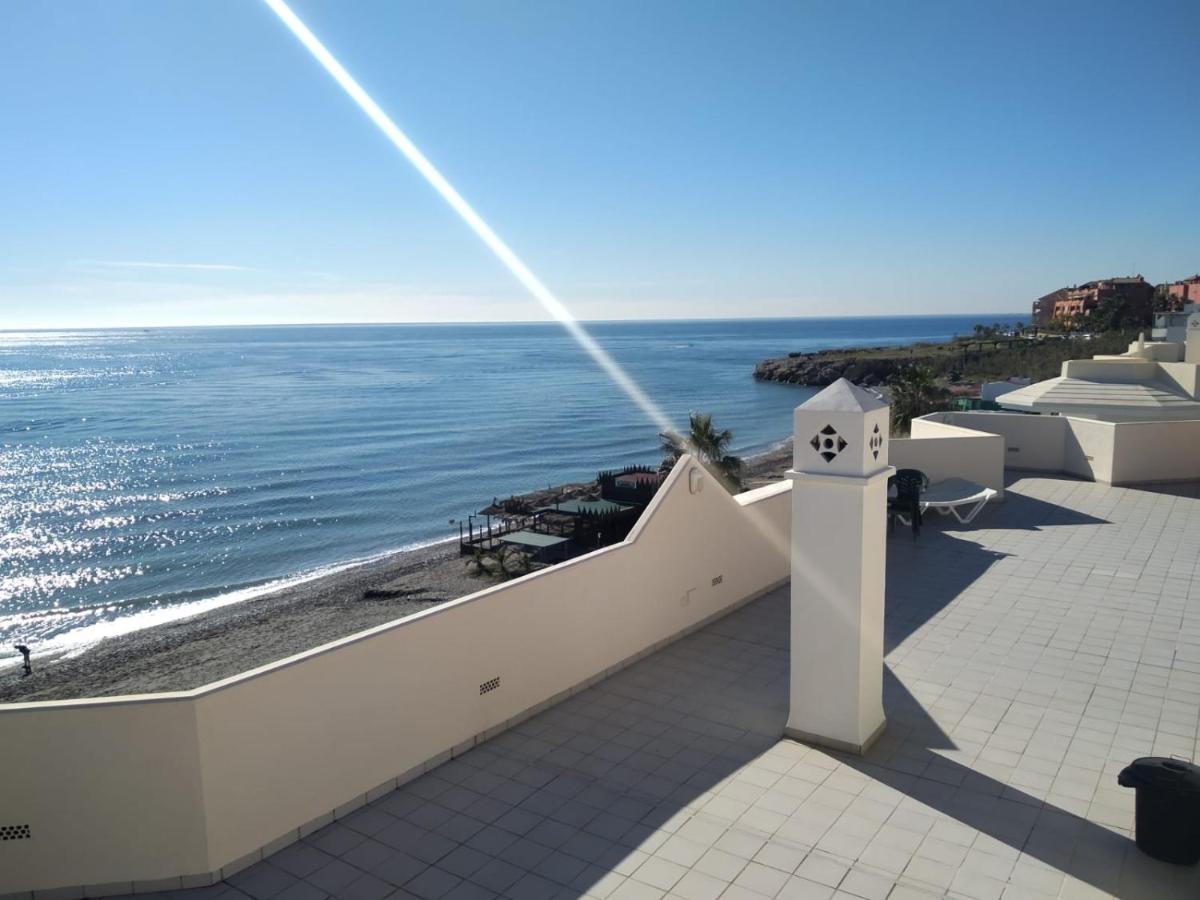 Torrox Costa Beachfront Apartment Kültér fotó