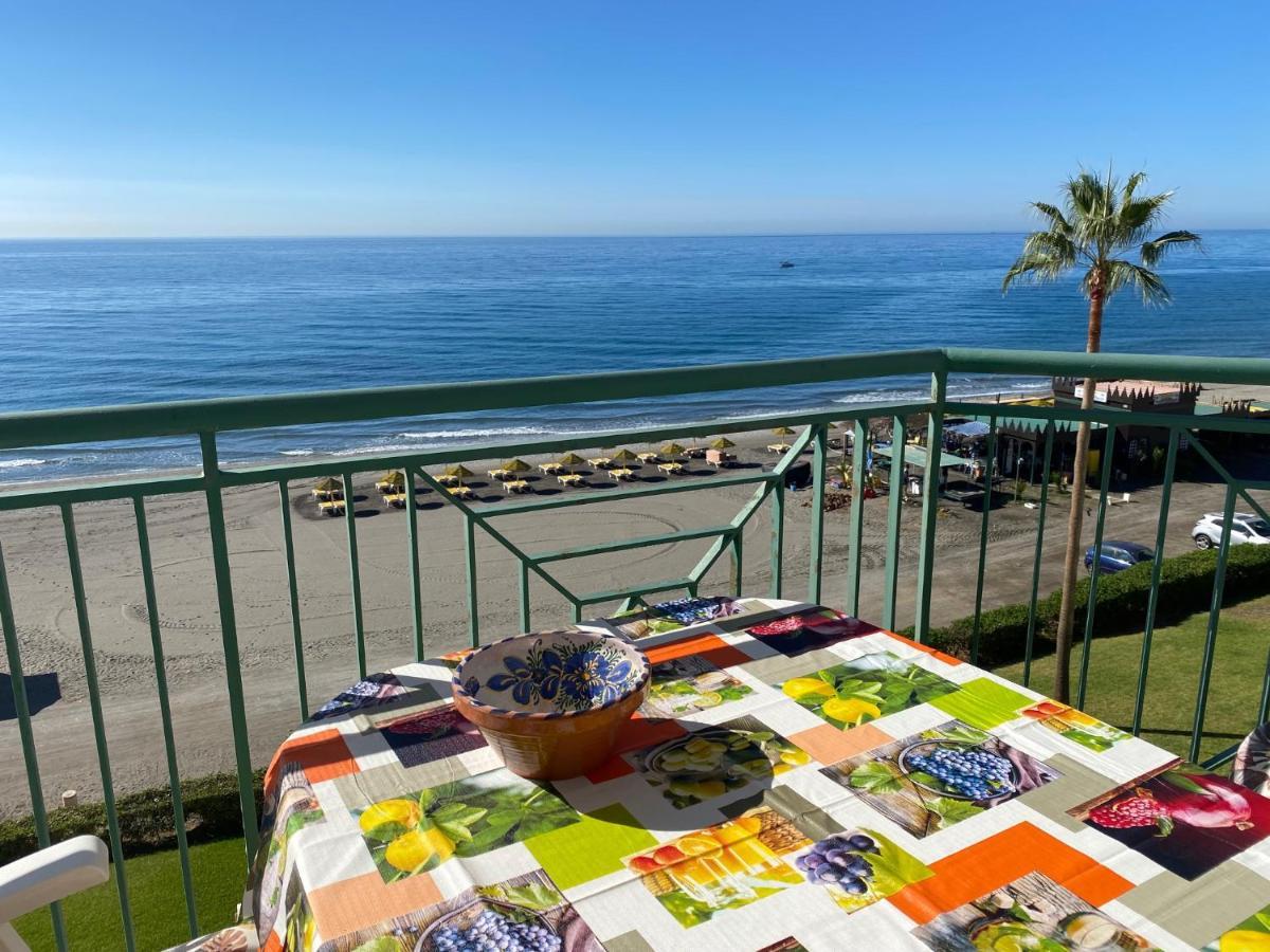 Torrox Costa Beachfront Apartment Kültér fotó
