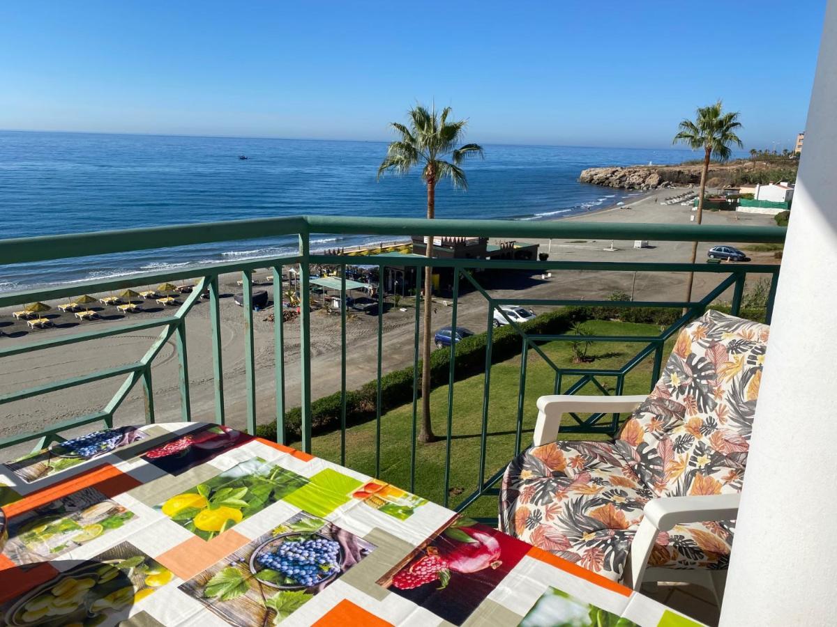 Torrox Costa Beachfront Apartment Kültér fotó