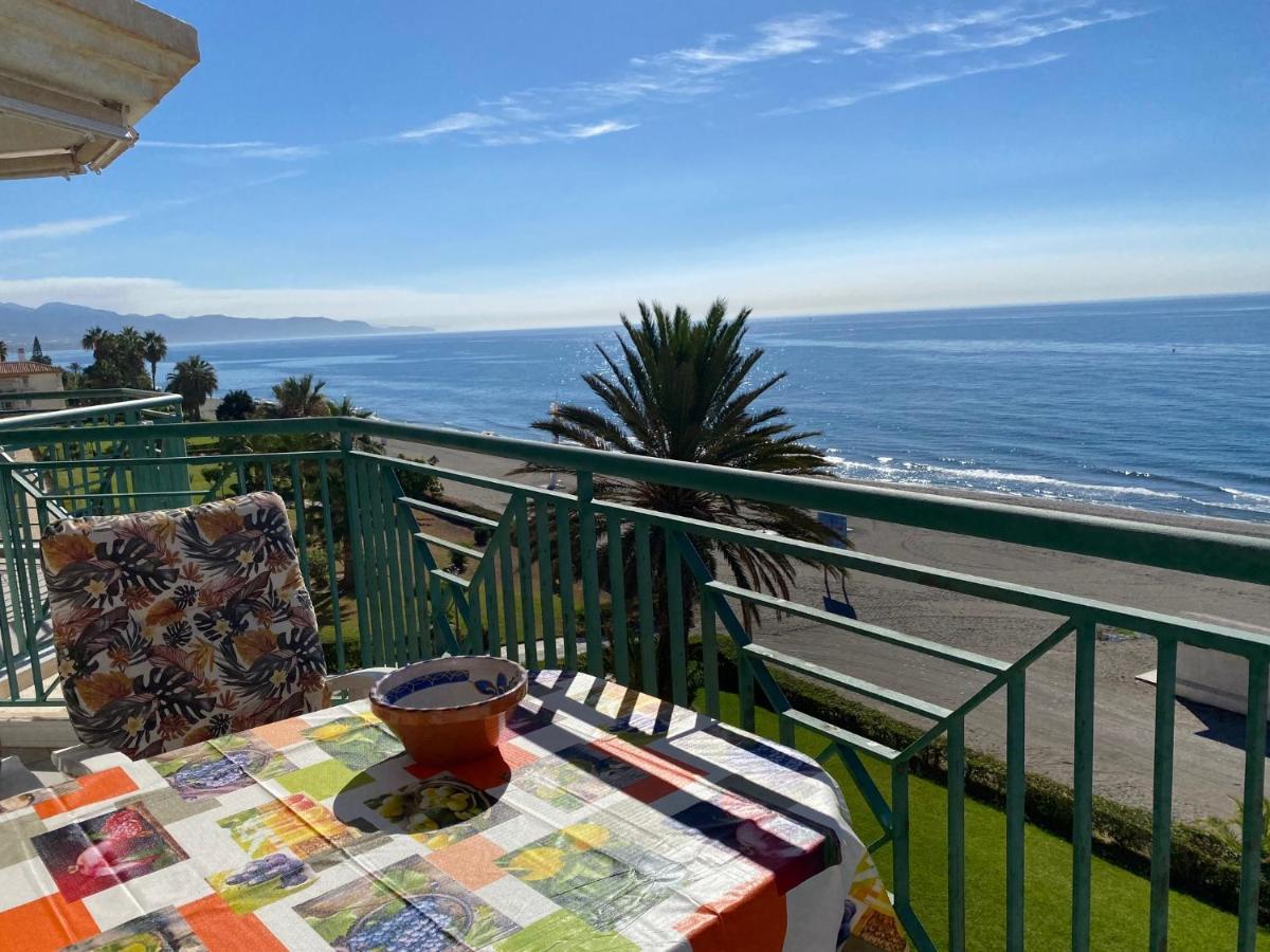 Torrox Costa Beachfront Apartment Kültér fotó