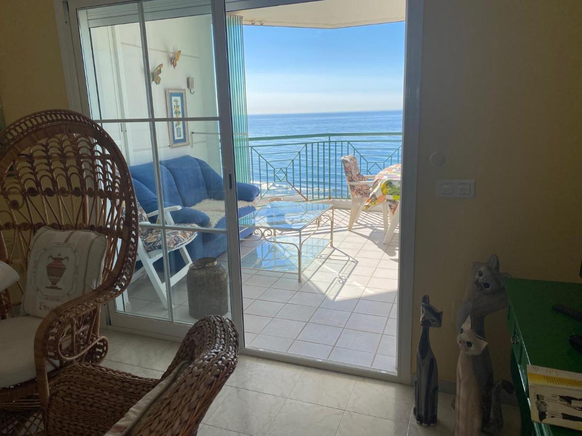 Torrox Costa Beachfront Apartment Kültér fotó
