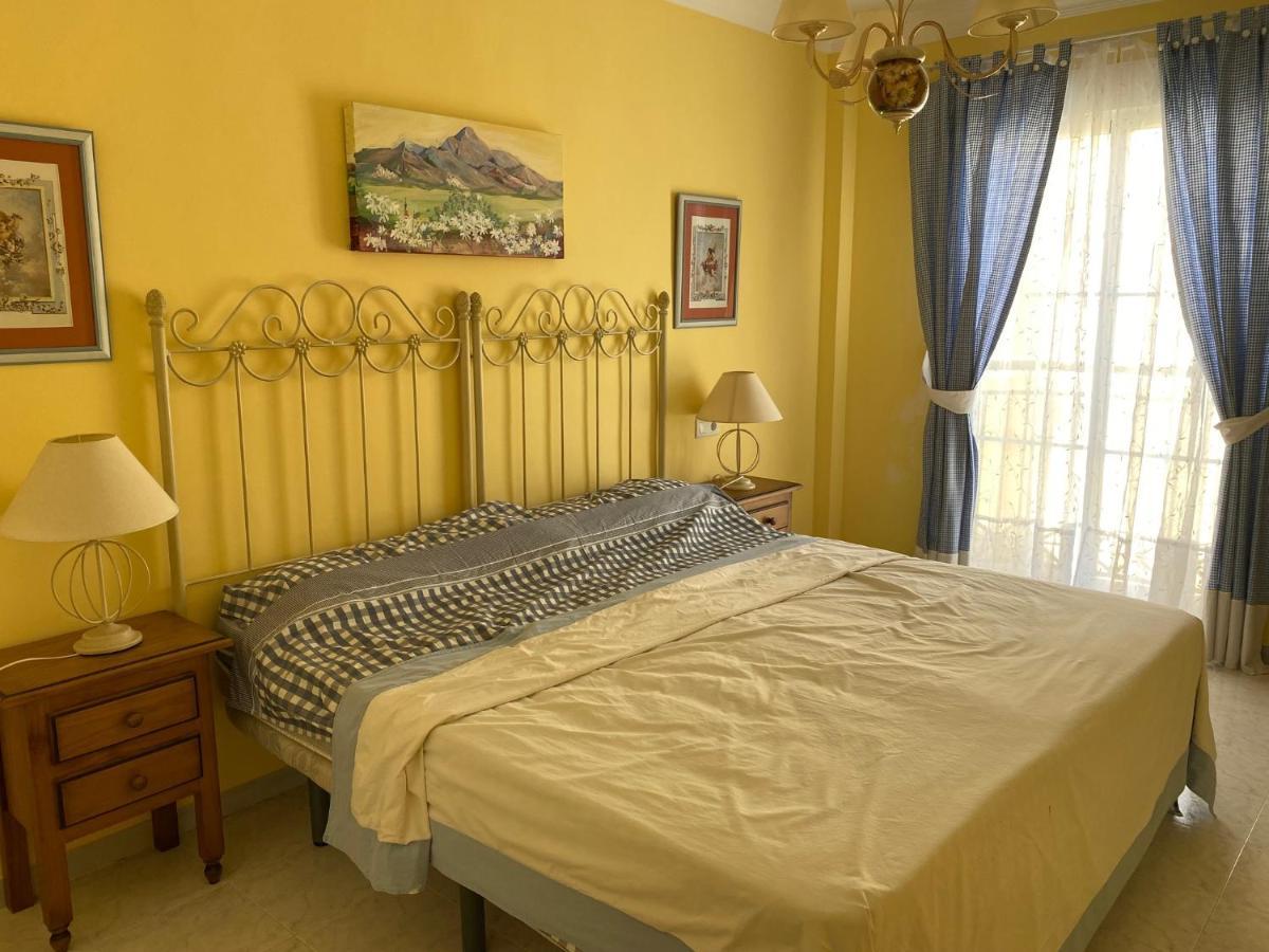Torrox Costa Beachfront Apartment Kültér fotó